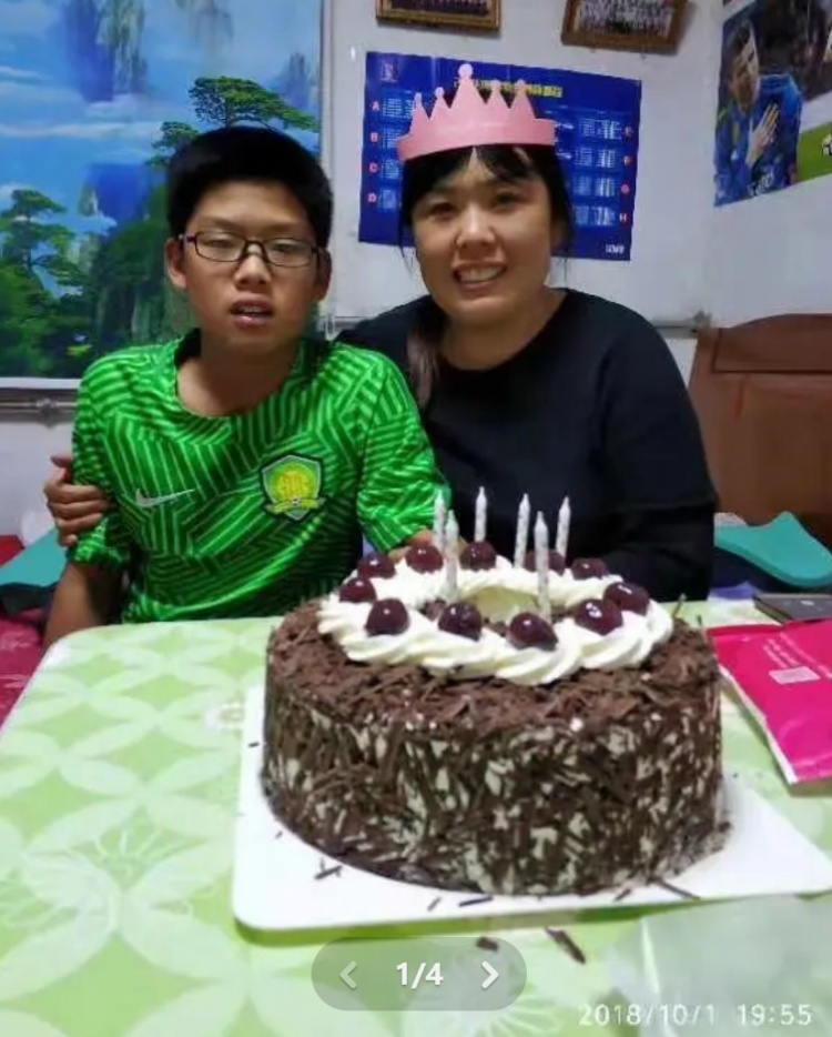 郭嘉璇母親曬照悼念兒子：璇兒生日快樂，希望天堂幸福