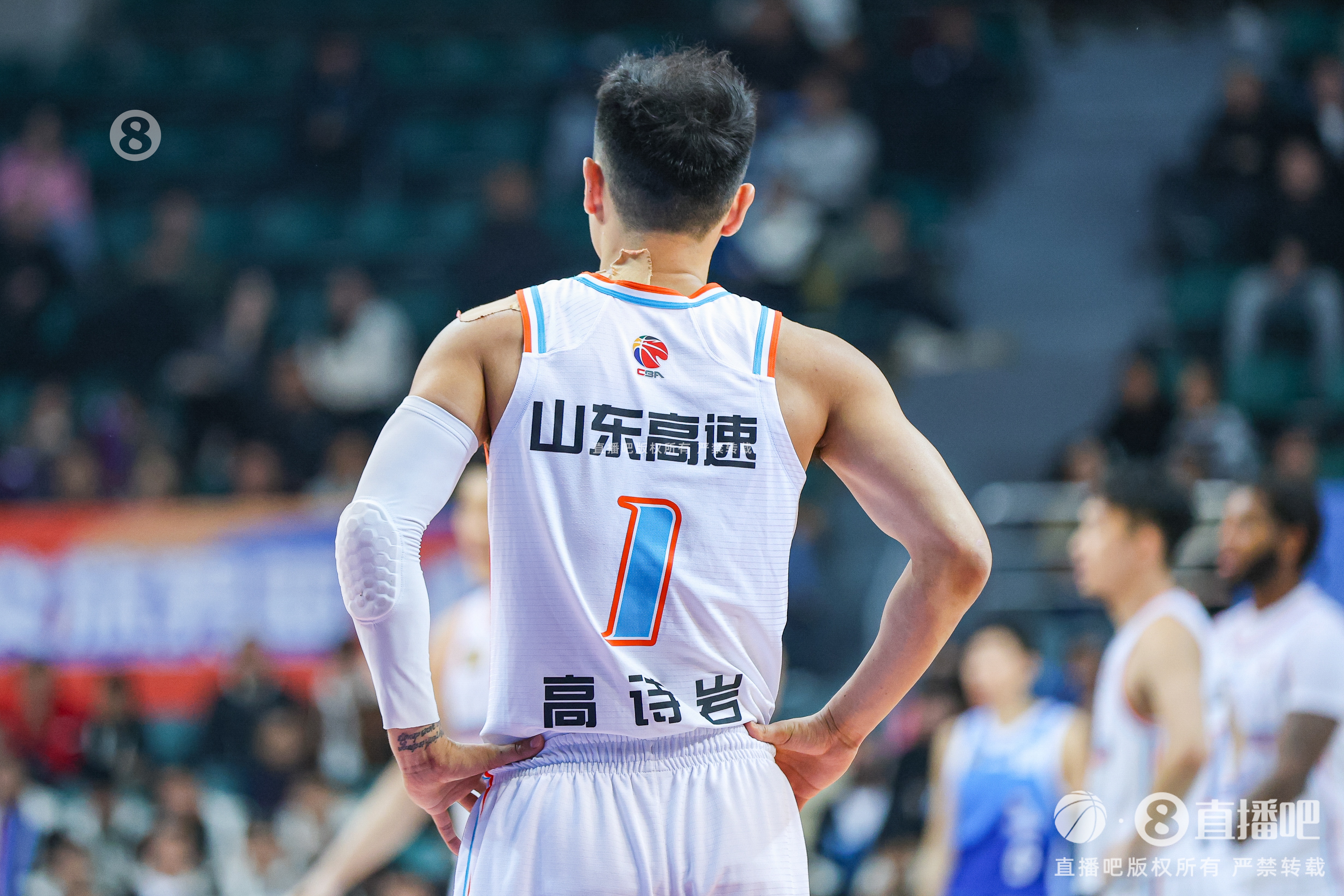 挺全面！高詩巖8中3拿到11分4板7助 罰球4中4
