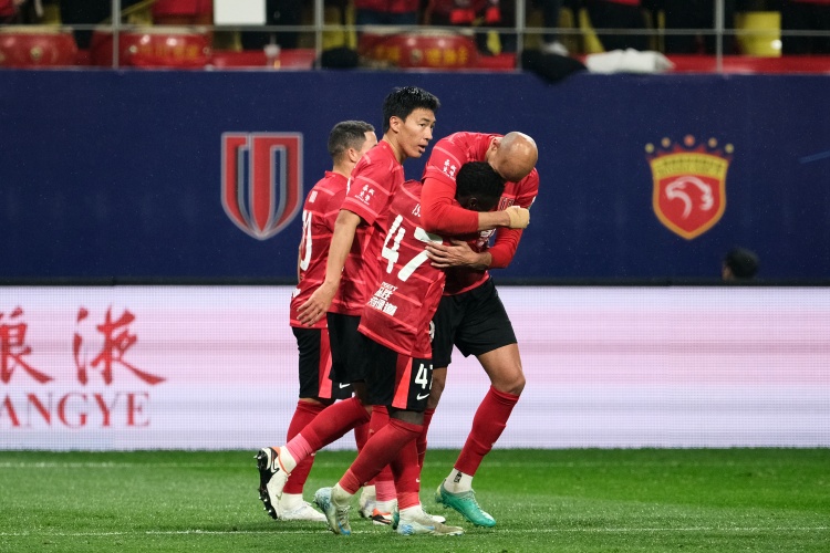 足球報：蓉城上賽季首敗也是第二輪 進入狀態節奏稍慢且應變不足